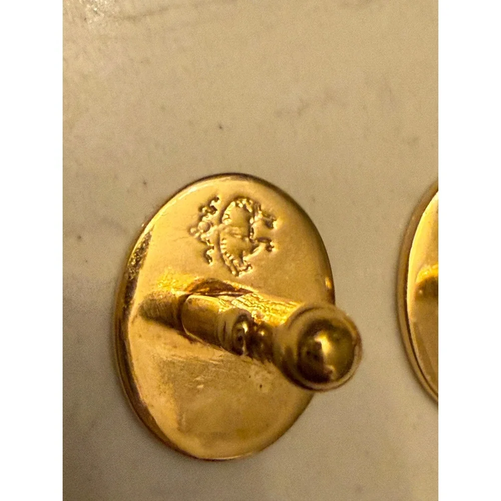 Brooks Brothers Gold Tone Oval Cufflinks with Golden Fleece Logo Toggle Back VTG